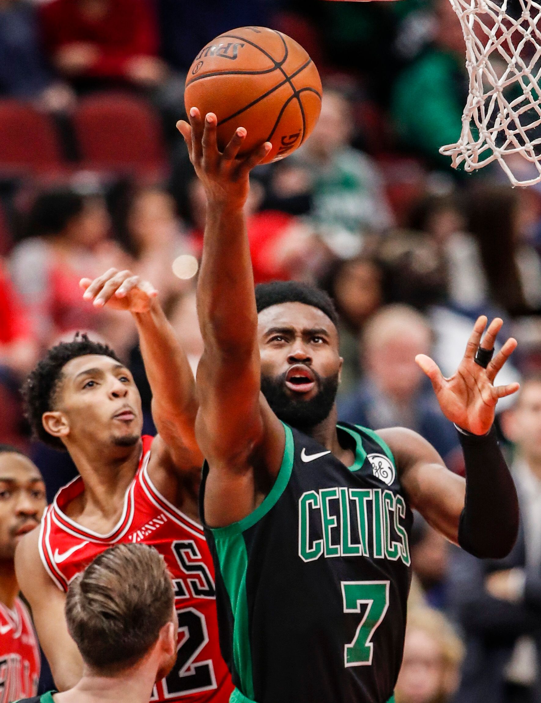 徐昕单场14+7获主帅认可！承诺给足球权锻炼，广东成最大赢家！（单场14+7打服主帅！徐昕将获更多球权锻炼，广东队成最大受益者）