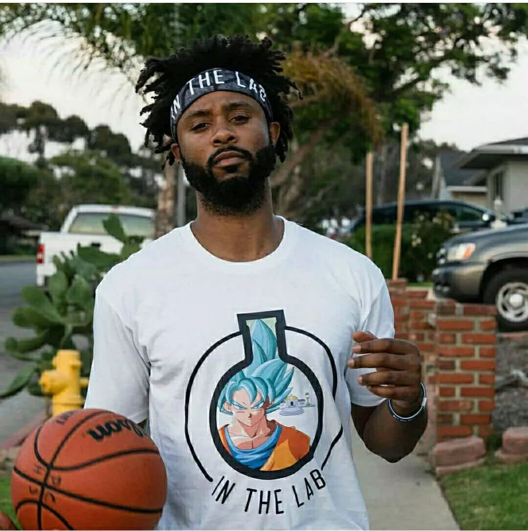 WCBA渐入佳境，后卫线上两员“虎将”越战越勇（WCBA赛势走高，后场双将愈战愈强）