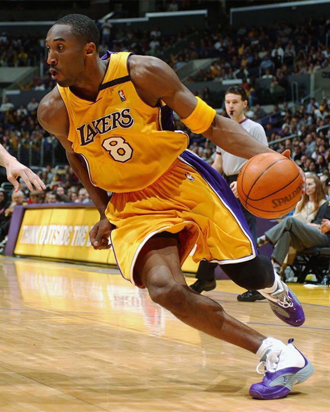 阿什拉夫荣膺2025年非洲足球先生，拉莫斯社媒发文祝贺（阿什拉夫当选2025年非洲足球先生，拉莫斯在社媒发文祝贺）