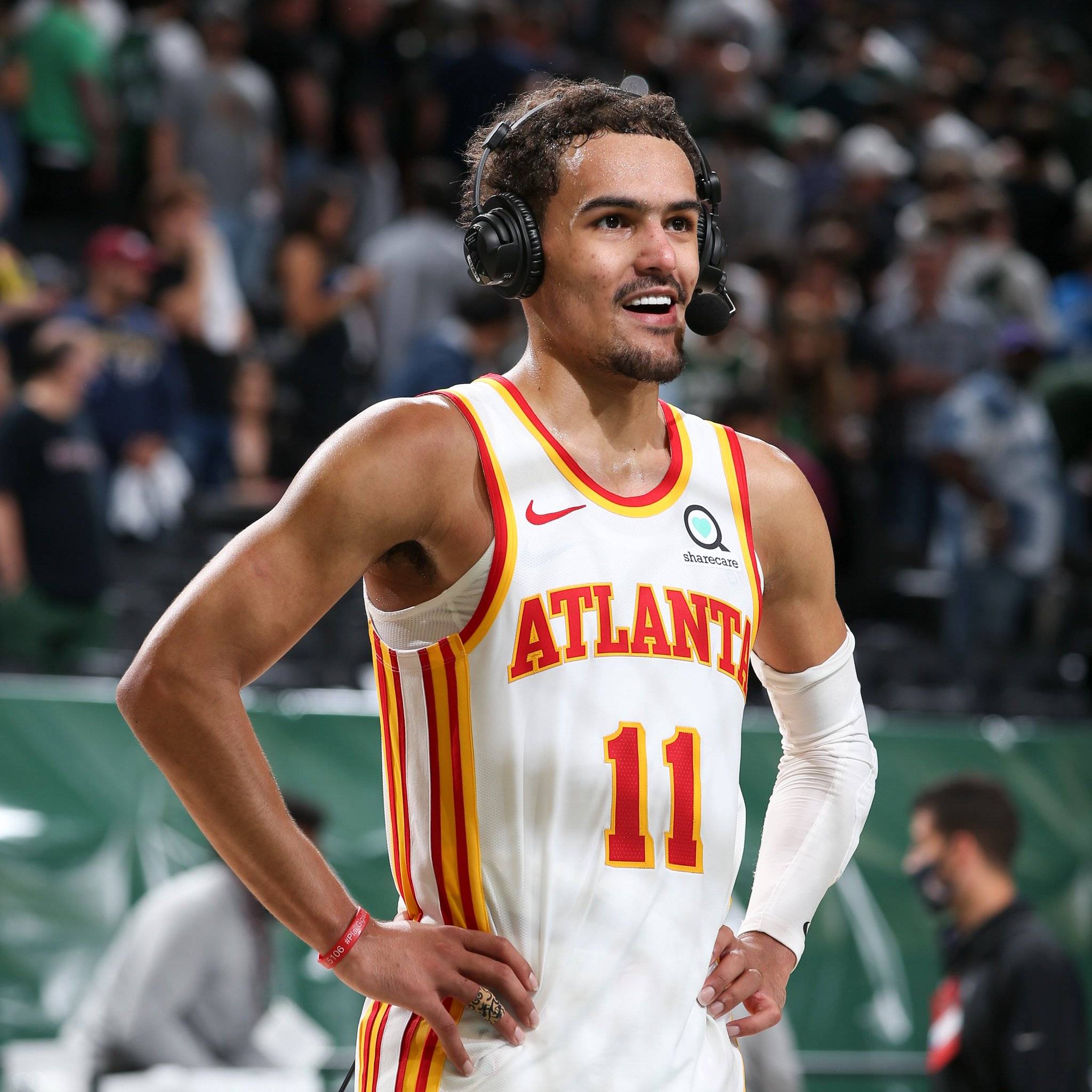 西甲：皇马客场1-1战平比利亚雷亚尔（西甲：皇马客场1-1与比利亚雷亚尔握手言和）