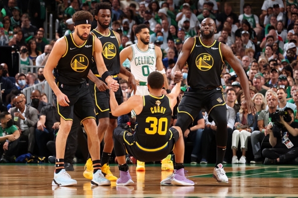 执教过多支德甲球队，记者：拉巴迪亚曾进入国足选帅最终阶段（记者称拉巴迪亚曾入围国足选帅最后阶段，曾执教多家德甲队）